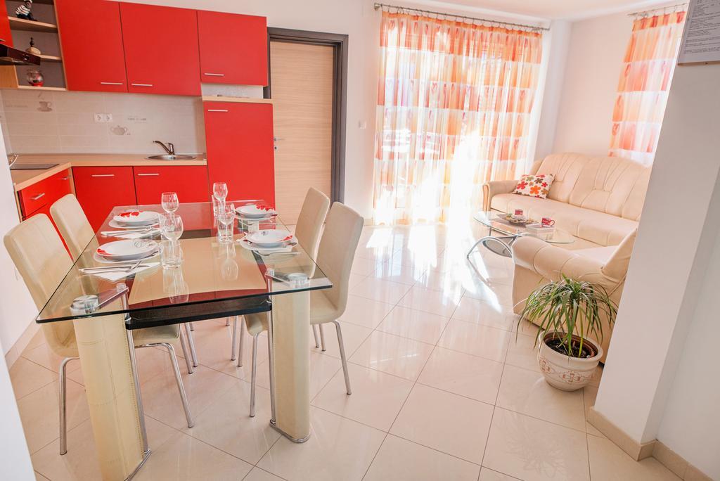 Apartments Mia บัชกา ภายนอก รูปภาพ